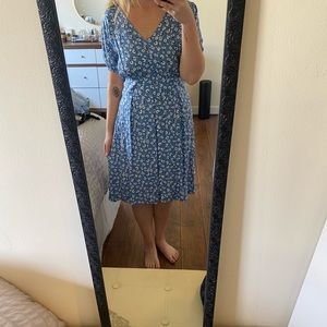***NEVER WORN*** Blue Floral Cottagecore dress